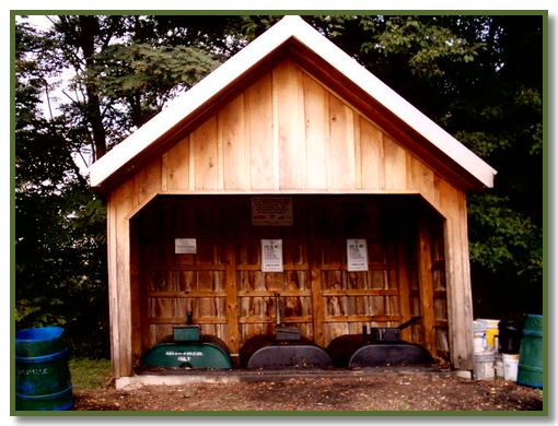 Oil recycling shed